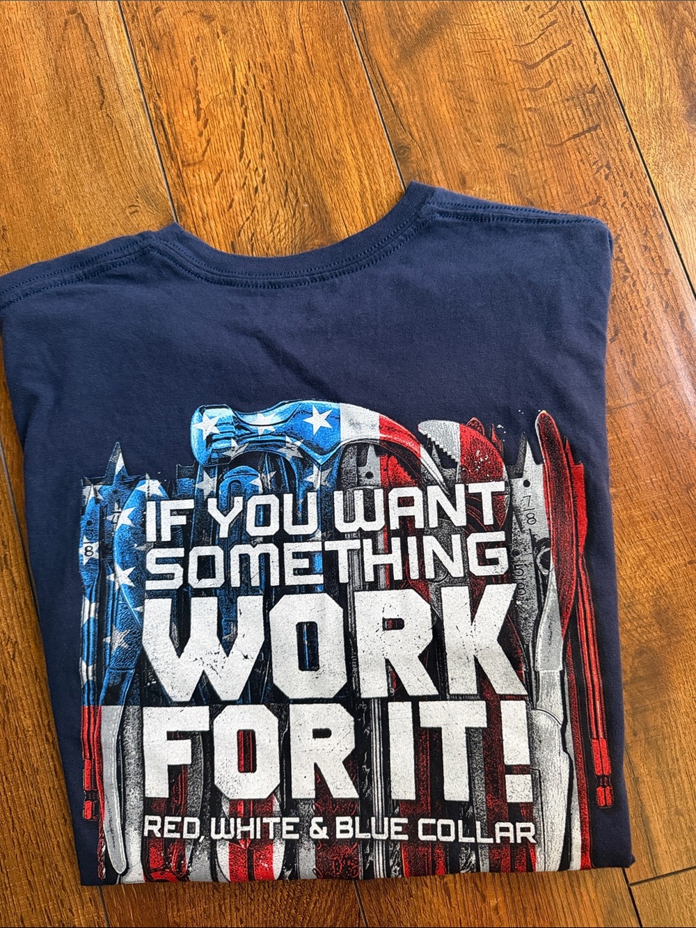 Buck wear Red white blue collar tee